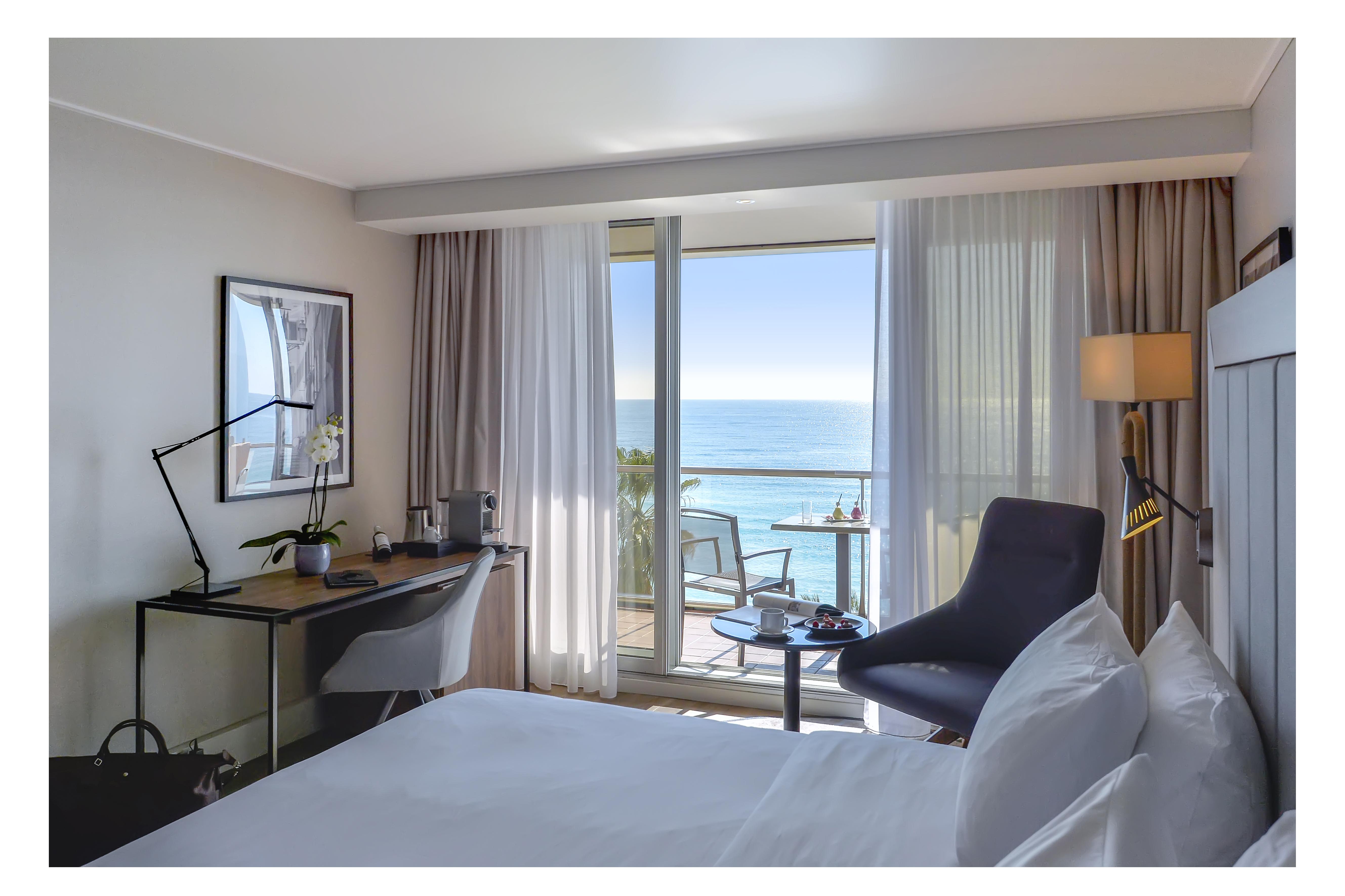 Radisson Blu Hotel Nice Bagian luar foto