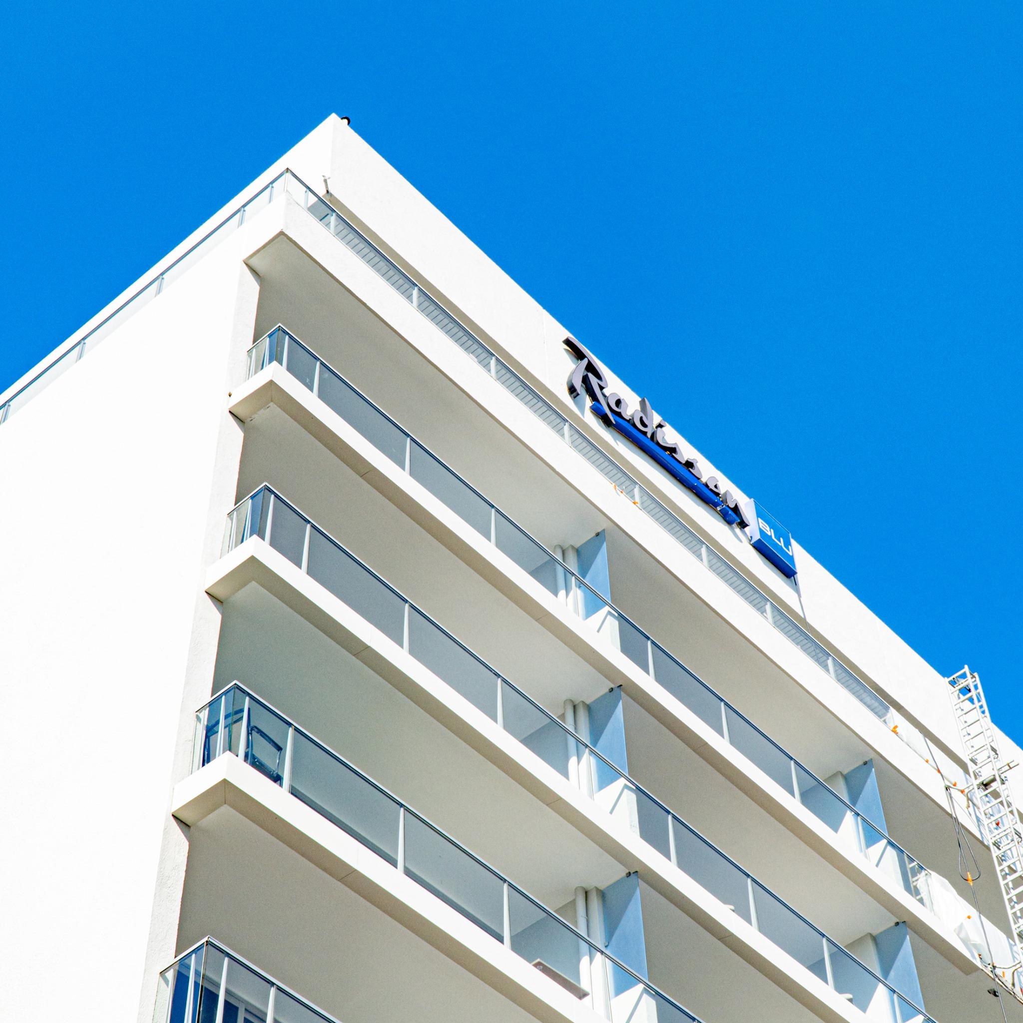 Radisson Blu Hotel Nice Bagian luar foto