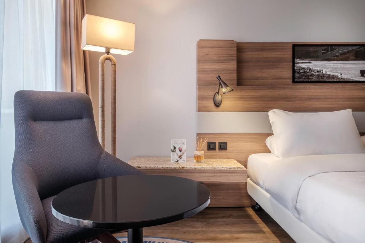 Radisson Blu Hotel Nice Bagian luar foto